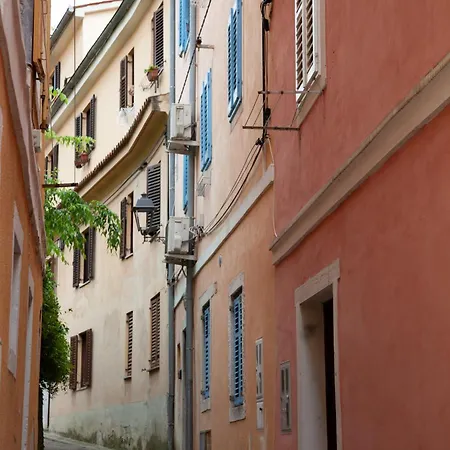 Rosa Di Pirano Con Terrazza Curnovec