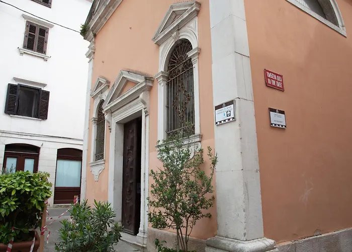 Rosa Di Pirano Con Terrazza * Curnovec